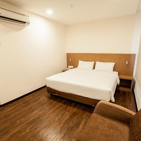 Nagoya Inn Hotel Куах Экстерьер фото