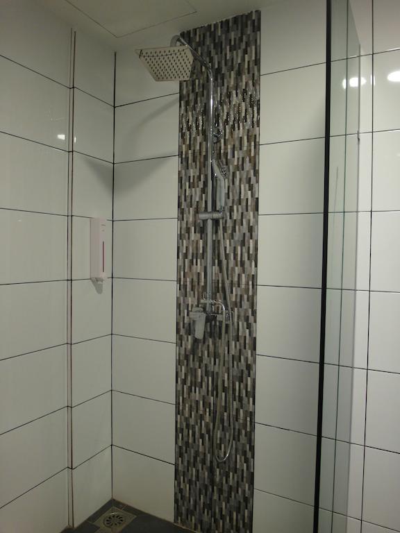 Nagoya Inn Hotel Куах Номер фото