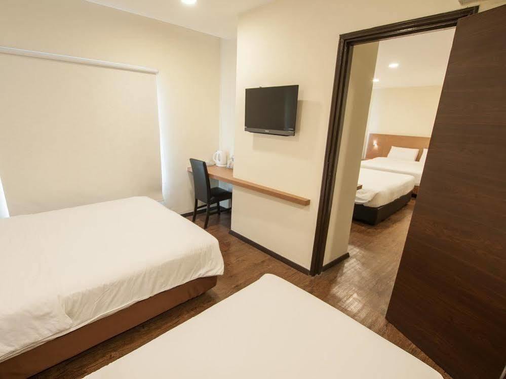 Nagoya Inn Hotel Куах Экстерьер фото